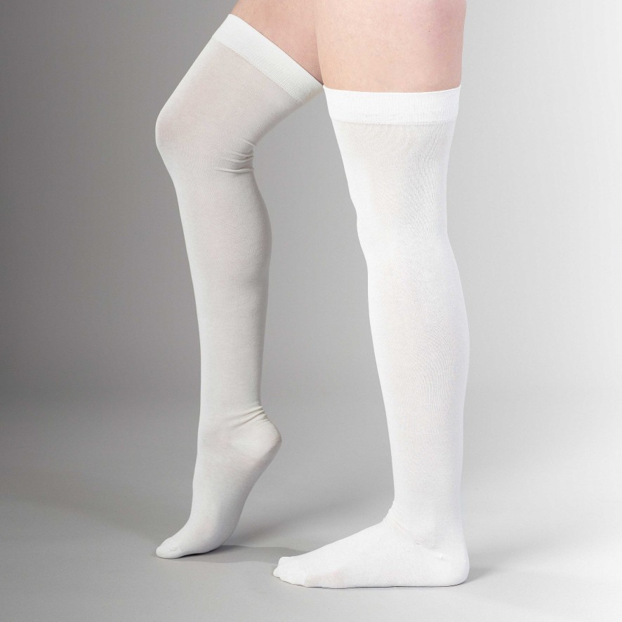 Accessories & More American Duchess | Classic Silk Stockings (Ivory)